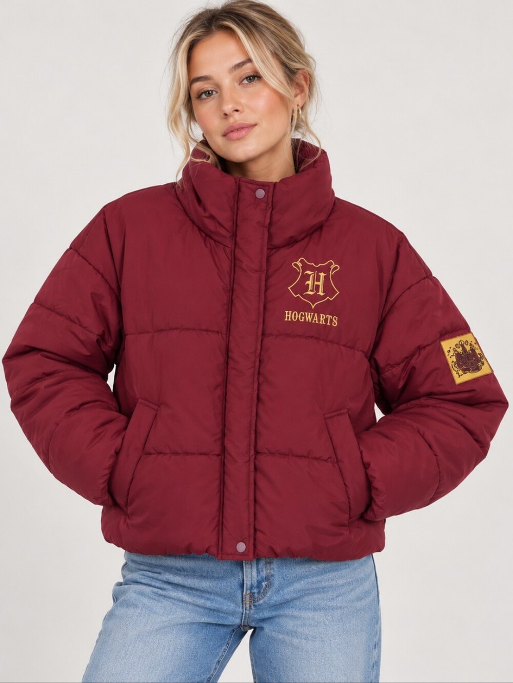 Harry Potter | Hogwarts Maroon Bomber Jacket Medium | Wizarding World Apparel
